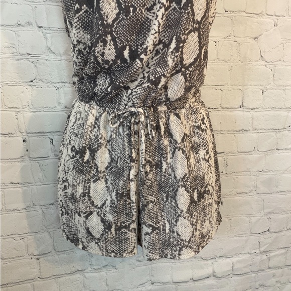 Nwt Nanamac romper - Picture 3 of 6